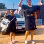 Anjana Singh Instagram – #merabalamthanedarchalavegypsy 🚓🚓
#reels 
#reelsinstagram 
#reelitfeelit 
#maabeti 
#likedaughterlikemother 
#weekendvibes 
🖤🖤🖤