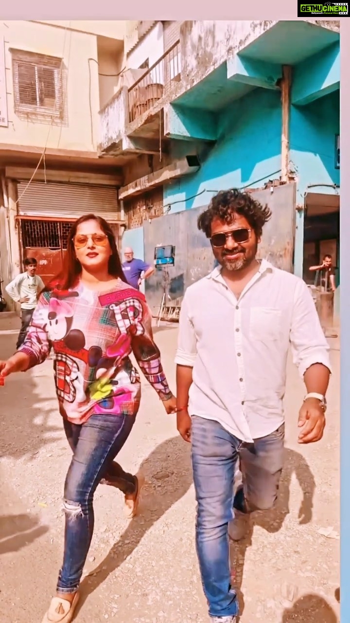 Anjana Singh Instagram - #becoz itβs Sunday #sundayvibes #trending π₯π₯π₯ #with #director @shrawankumarroy Sir #nath @dangal_tv_channel