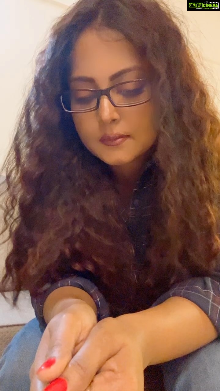 Anjana Singh Instagram - #baskhoobiyaanhirahgaihai😘 #trustme #onlykhoobiyaan😂🤣