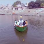 Anjum Fakih Instagram - This one is special ❤ A pulp fiction from the ghats of Benaras. Streaming soon on @theepicon Produced by @9pm.films @aditya_pittie @apittie @dheerajdhoopar @nargisfakhri @divyaagarwal_official @thegagananand @zeishanquadri83 @karishmamodi23 @aakashdeeparora @imvaquarshaikh @baljitsinghchaddha @tanveendugal @avnitchadha @kuljitchadha @9pm.films @vibhukashyap #SunilPillai @abhishek.is.stoic @amandixit41 @muskaantomar @theepicon #SourjyMohanty @fatema.contractor @alfarid.mulla @in10medianetwork @sahitya_ka_thekedaar @tatlubaaz_the_show