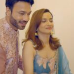 Ankita Lokhande Instagram - Well the only gold we need on Dhanteras is this golden love between AnVi 🤌🏻♥️🪙 Happy Dhanteras 🙏🏻 Ankita’s look Credits:- Outfit: @ivorybydipika Jewellery: @womencode.in @radhya_jewellery Styled By: @hemlataa9 Assisted By: @saloni142_ @haaute Vicky’s look Credits:- Outfit: @rachitkhannaofficial Styling @castelino_priyanka Styling Team @labelblive @theesahilbhardwaj @colorstv @beingsalmankhan @officialjiocinema @endemolshineind #AnkitaLokhandeJain #VickyJain #HappyDhanteras #Dhanteras2023 #AnViInBiggBoss17 #BiggBoss #BB17 #DilDimaagAurDum #Colors #SalmanKhan #JioCinema