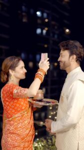 Ankita Lokhande Instagram - Love, respect & support prevails any & every hardships, and that’s exactly what we saw last night 🤍
Let ‘imperfections are perfect’ be the new mindset for Karwa Chauth 🌙 

@colorstv @beingsalmankhan @officialjiocinema @endemolshineind 

#AnkitaLokhandeJain #VickyJain #KarwaChauth #AnViInBiggBoss17 #BiggBoss #BB17 #DilDimaagAurDum #Colors #SalmanKhan #JioCinema