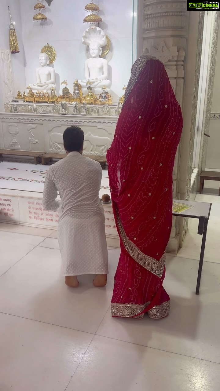 Ankita Lokhande Instagram - Today, is the fourth day of Das Lakshana Parva. Let’s learn about the fourth Dharma i.e Uttam Shauch, which teaches us to be content with what we have and lessen the worldly possessions.Paryushan Parv ke Jai 🙏🏼