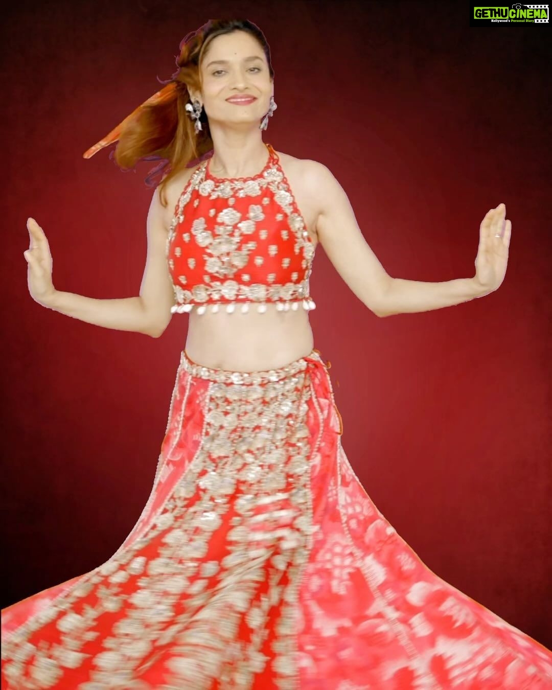 Ankita Lokhande Instagram - She's looking dus/dus for Dussehra ❤️ @colorstv @beingsalmankhan @officialjiocinema @endemolshineind #AnkitaLokhandeJain #AnViInBiggBoss17 #HappyDussehra #BB17 #DilDimaagAurDum #Colors #SalmanKhan #JioCinema