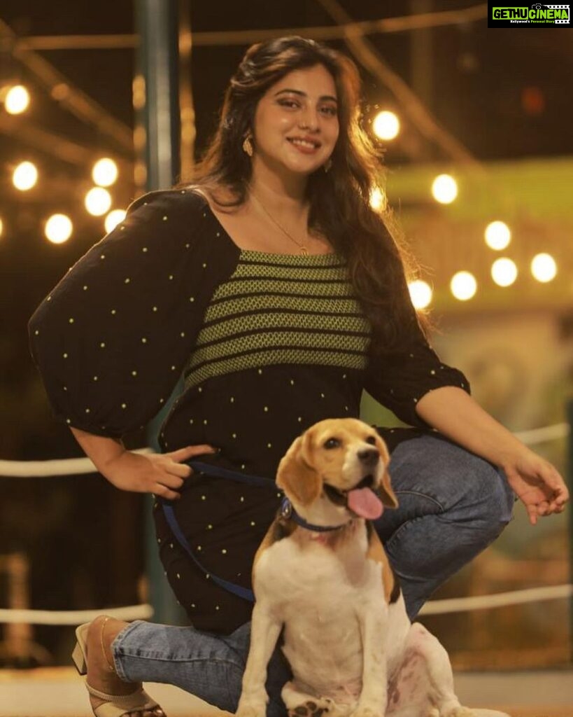 Anna Rajan Instagram - @oscarbeagle1 My oochuuu. He doesn't want us to fight shout or cry, he become so upset. He owns a spcl place in my heart who , can heal everything and of course he healed our broken heart and makes our relation more stronger . Oochu pls heal us and make us together again ❤️❤️. Always first child of sreekumar sneha @s.psreekumar @sreekumarsneha. Click @3leaf_photography