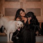 Anna Rajan Instagram - An acquired obsession🖤 @fruit_bae MUA @rr.makeovers @roshna.ann.roy Styling @shawlidesigns @kabershapm kabershapm Click @ajmal_photography_