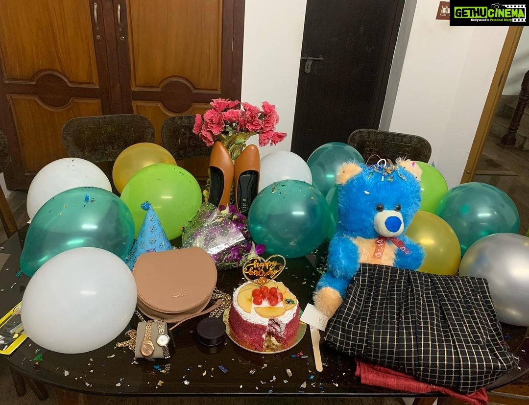 Anna Rajan Instagram - Thank you all for remembering my birthday and making my day even more special than i could have imagined @jinucherian92 @shonrjn @sheeba.rajan.54922