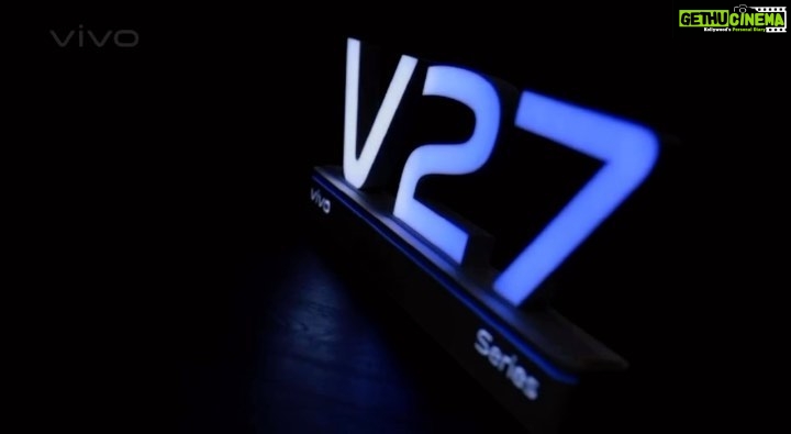 Anna Rajan Instagram - @VIVO @V27series launch @vivokerala @xperia_mobiles_adoor @j_square_mobiles trivandrum @panicker.sumesh