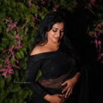 Anna Rajan Instagram – An acquired obsession🖤 @fruit_bae
MUA @rr.makeovers
@roshna.ann.roy
Styling @shawlidesigns @kabershapm kabershapm
Click @ajmal_photography_