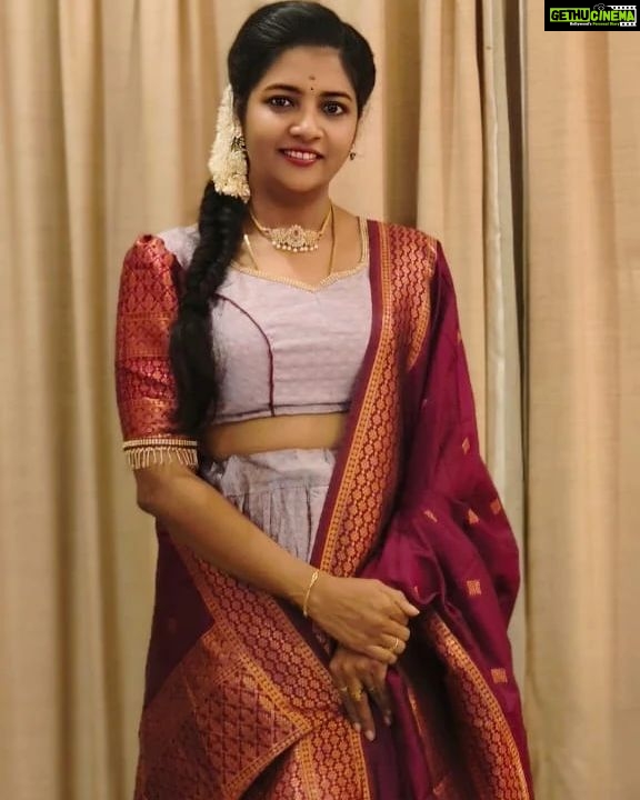 Annabharathi Berchmans Instagram - "சிரிப்பு ஒன்று மட்டுமே மனிதனை மனிதனாக இருக்க வைக்கிறது 😆😍👍"-அன்புடன் அன்னபாரதி❤ costume:@sri_aari_bridal_blouse_designe makeup:@venimakeover @suba_shini_99