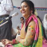 Annabharathi Berchmans Instagram - நேற்று (27.9.23)புளியங்குடி அருகே சுப்பிரமணியபுரத்தில் என் தலைமையிலான நகைச்சுவைப் பட்டிமன்றம். "நெஞ்சுக்கு நிறைவான மகிழ்ச்சியைத் தருவது சொத்து சுகமா? சொந்த பந்தமா?" என்ற தலைப்பில் பட்டிமன்றம் பேசினோம். அருமையான கிராமத்து வெள்ளேந்தியான ரசிகர்கள். அவர்களை சிரிக்க வைத்ததில் எங்களுக்கு மிகுந்த மன நிறைவு. மிக்க மகிழ்ச்சி ❤🎤🙏 #Annabharathi #AnbudanAnnabharathi #pattimandram #comedy #comedypattimandram #Puliyankudi