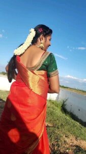 Annabharathi Berchmans Instagram - ஆடலுடன் பாடலைக் கேட்டு ரசிப்பதிலே..☝. தான் சுகம் சுகம் ...💃