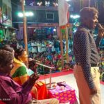 Annabharathi Berchmans Instagram - தென்காசி மாவட்டம் (25.9.23) பாவூர்சத்திரம் அருகே குறும்பலாப்பேரி இல் ,என் தலைமையிலான நகைச்சுவை பட்டிமன்றம் .ஆர்ப்பரிக்கும் ரசிகர்கள் மத்தியில் பேசியது மிக்க மகிழ்ச்சி . மன நிறைவு ❤👍😍🙏🎤 (பின்குறிப்பு : ஒவ்வொரு ஊரின் நிகழ்ச்சி பார்த்து அடுத்த நிகழ்ச்சிக்கு அழைக்கிறார்கள். இதுவே என்னுடைய மிகப்பெரிய வெற்றியாக கருதுகிறேன். அடுத்தவர்களை சிரிக்க வைப்பதில் கிடைக்கும் சந்தோசம் அளவில்லாதது . அது இறைவன் எனக்கு அருளி இருப்பது மிகப்பெரிய கொடையாக கருதுகிறேன். என்னுடைய வளர்ச்சியில் பங்கெடுக்கும் அத்தனை நண்பர்களுக்கும் என்னுடைய மனமார்ந்த நன்றிகளை காணிக்கையாக்குகிறேன் 😍 🙏 ) #annabharathi #AnbudanAnnabharathi #tenkasi #kurumbalaperi #pattimandram