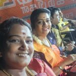 Annabharathi Berchmans Instagram – என்னுடைய நிகழ்ச்சி ஏற்பாட்டில் மதுக்கூரில் நடைபெற்ற மாபெரும் பட்டிமன்றம் 🎤😍👍🙏
#Annabharathi #anbudanannabarathi #MaduraiMuthu #pattimandram #madukur