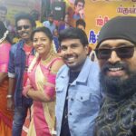 Annabharathi Berchmans Instagram - நேற்று என் பிறந்தநாள் அன்று என்னுடைய நிகழ்ச்சி ஏற்பாட்டில், கோவில்பட்டி அருகே கலிங்கப்பட்டியில் நடந்த மாபெரும் ஸ்டார் நைட் ஷோ.. பிரம்மாண்டமான அட்டகாசமான ஆர்ப்பரிக்கும் ரசிகர்களிடையே எங்களின் நகைச்சுவை மழை .❤🎤☺ மிக்க மகிழ்ச்சி அன்புடன் அன்ன பாரதி #Annabharathi #AnbudanAnnabharathi #kovilpatti #kalingaptti #starnight #starnightshow @aranthainisha @vjandrewsofficial @azhar__official beautifulblouse : @sri_aari_work_kovilpatti
