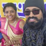 Annabharathi Berchmans Instagram - நேற்று என் பிறந்தநாள் அன்று என்னுடைய நிகழ்ச்சி ஏற்பாட்டில், கோவில்பட்டி அருகே கலிங்கப்பட்டியில் நடந்த மாபெரும் ஸ்டார் நைட் ஷோ.. பிரம்மாண்டமான அட்டகாசமான ஆர்ப்பரிக்கும் ரசிகர்களிடையே எங்களின் நகைச்சுவை மழை .❤🎤☺ மிக்க மகிழ்ச்சி அன்புடன் அன்ன பாரதி #Annabharathi #AnbudanAnnabharathi #kovilpatti #kalingaptti #starnight #starnightshow @aranthainisha @vjandrewsofficial @azhar__official beautifulblouse : @sri_aari_work_kovilpatti