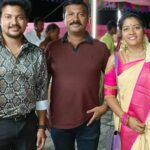 Annabharathi Berchmans Instagram - நேற்று என் பிறந்தநாள் அன்று என்னுடைய நிகழ்ச்சி ஏற்பாட்டில், கோவில்பட்டி அருகே கலிங்கப்பட்டியில் நடந்த மாபெரும் ஸ்டார் நைட் ஷோ.. பிரம்மாண்டமான அட்டகாசமான ஆர்ப்பரிக்கும் ரசிகர்களிடையே எங்களின் நகைச்சுவை மழை .❤🎤☺ மிக்க மகிழ்ச்சி அன்புடன் அன்ன பாரதி #Annabharathi #AnbudanAnnabharathi #kovilpatti #kalingaptti #starnight #starnightshow @aranthainisha @vjandrewsofficial @azhar__official beautifulblouse : @sri_aari_work_kovilpatti