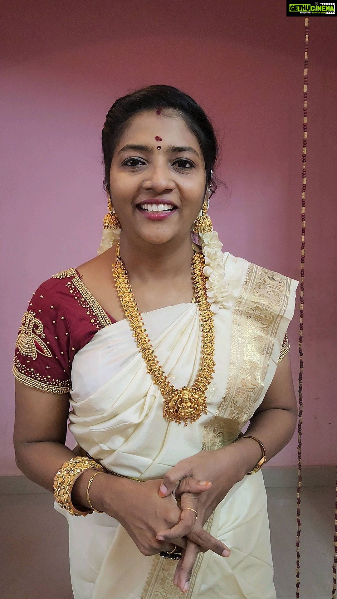 Annabharathi Berchmans Instagram - சரிதானே நண்பர்களே ?? #Annabharathi #annabharathispeech blouse:@r_s_fashion_designer