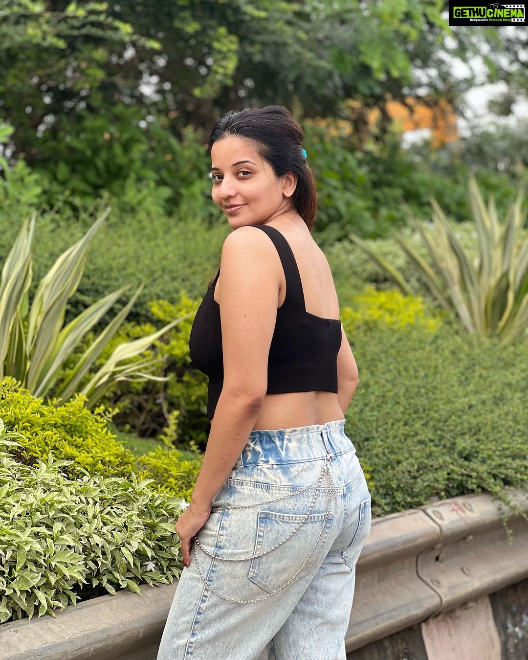 Antara Biswas Instagram - Basic… #nomakeup sometimes… Just Pose 💕… 📸: @deepakpathak663