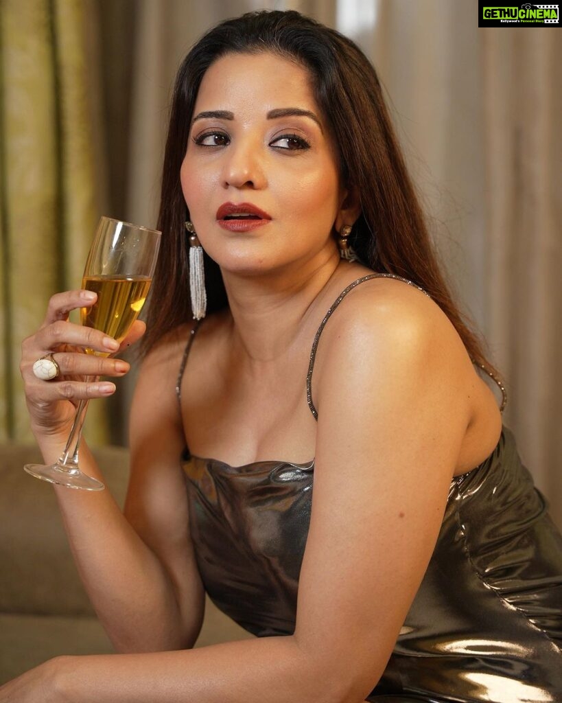 Antara Biswas Instagram - Most Importantly, If You Feel Sexy, You Look Sexy … 🥂 Photography: @kunal.kava