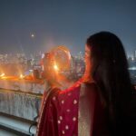 Antara Biswas Instagram - Such An Amazing Feeling… 🙏🙏… Blessed To Have You @vikrant8235 in my Life ❤️… #HAPPYKarwachauth 🙏… #longdistance #hubby #loveyou Thank You @deepakpathak663 for capturing me every moment… #greatsupport