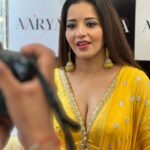 Antara Biswas Instagram - About Yesterday ❤️…. At @rashmi_aaryaa boutique Anniversary… #indian #ethnicwear #love #this #thankyou Outfit: @rashmi_aaryaa @shreeaaryaofficial @deepakpathak663