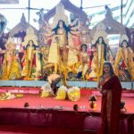 Antara Biswas Instagram – Shubho Bijoyar Priti Shubheccha 🙏🙏🙏… HAPPY DUSSEHRA 🙏🙏…. 

#happydussehra #shubhobijoya #durgapuja2023 #metadurgapujasquad #northbombaysarbojanindurgapuja North Bombay Durga Puja