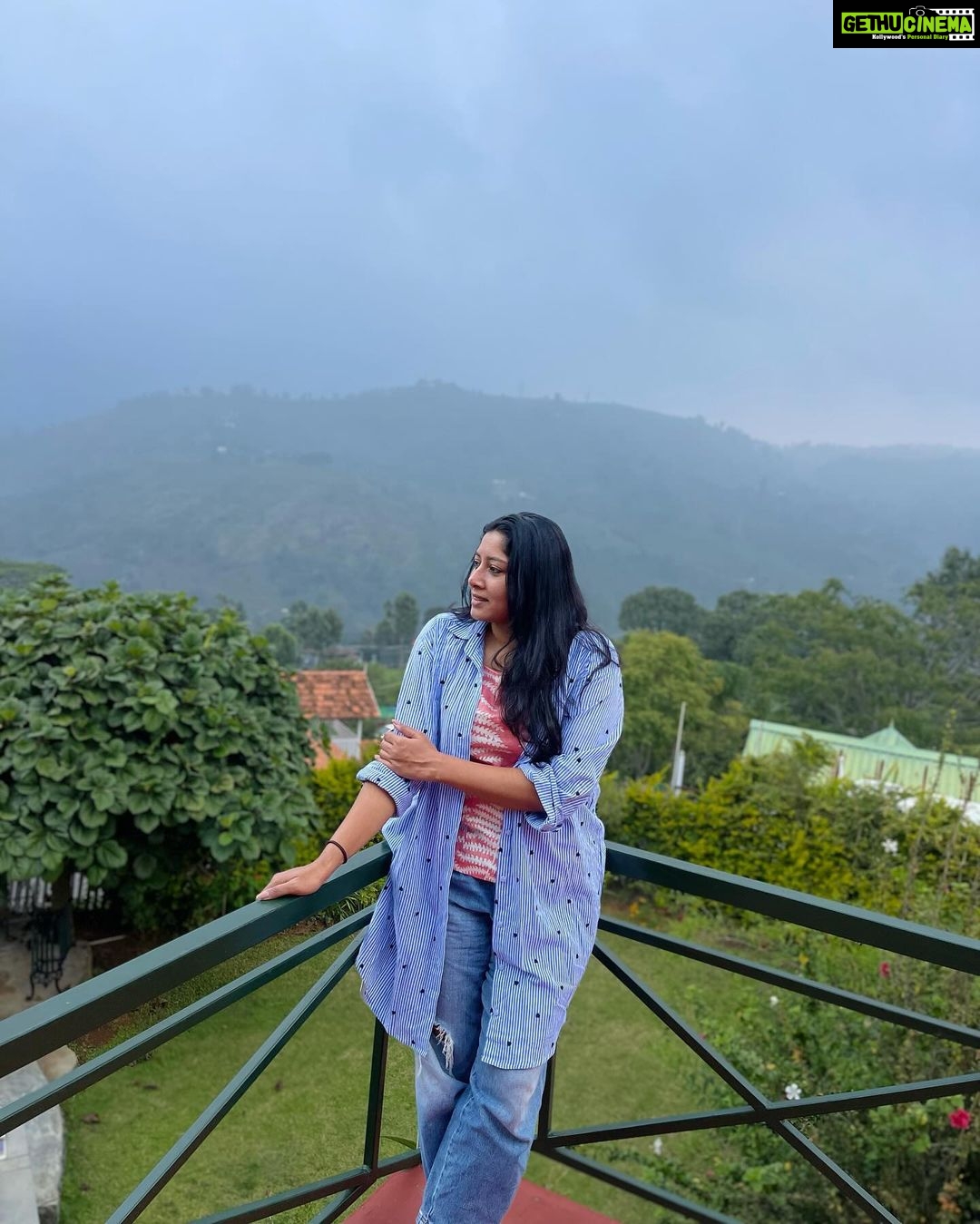 Anumol Instagram - 3 pm at Kotagiri.. π«οΈππΆβπ«οΈ Kotagiri,TamilNadu