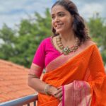 Anupama Gowda Instagram - Saree not sorry for stealing the show 🙈 Styling: @tejukranthi Assisted by ; @khushi_jagadisha Saree: @the_glamhouse_designer_studio Jewellery: @waymore_priyanka Mua: @makeover_by_rohiniaarya @makeoverwith_vandana Bangalore, India