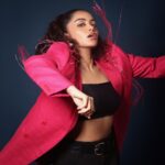Anupama Parameswaran Instagram - I thought I hate pink… Guess not anymore 🦩 Love this series 🤩 Outfit : @ewoke.studio MUA : myself Jewellery: @thetrinkaholic Styling : @sandhya__sabbavarapu @team_sandhya Photography : @pranav.foto Hair : @koli_sarika7313 Styling assistant : @styled_bysonali_