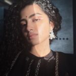 Anupama Parameswaran Instagram - To love and be loved is to feel the sun from both sides. ♥️