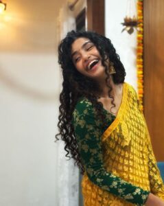 Anupama Parameswaran Instagram - 🪔🪔🪔