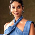 Anupriya Goenka Instagram - 🪻💙🦋🪁 Wearing @labeld Styled by @alapatideepti Jewelry @amamajewels Makeup @komzy_le Hair @kahkashaaaan Photography @deepak_guptap_photography #promotions #sultanofdelhi #fyp #shankari