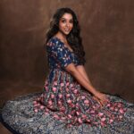 Anupriya Goenka Instagram – I am what, I am seeking for… 

Have understood this cerebrally- have to put this understanding in practice now. 

Wearing @ajdofficial 
@vblitzcommunications 
Makeup @komzy_le 
Hair @kahkashaaaan 
Photography @vishwasgonsalves 

#musings #festival #light #fyp