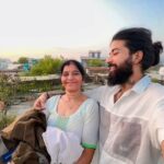 Anurag Dobhal Instagram - Jinhe pata hai unhe pata hai 💕 Babu Bhaiya ❤ Dil ke saaf hai #theuk07rider #influencer #shotoniphone #superbikes #modified #youtuber #iphone #14promax #echo #reelkarofeelkaro #reelitfeelit #reelsinstagram #newsuperbike #hayabusa #delivery #meetup #bhopal #bmw #bmw1250gsa #gsadventure #gsa #northsikkim #4M #bmw #s1000rr #mpro #bmws1000rr #supra #supramk5 #bb17