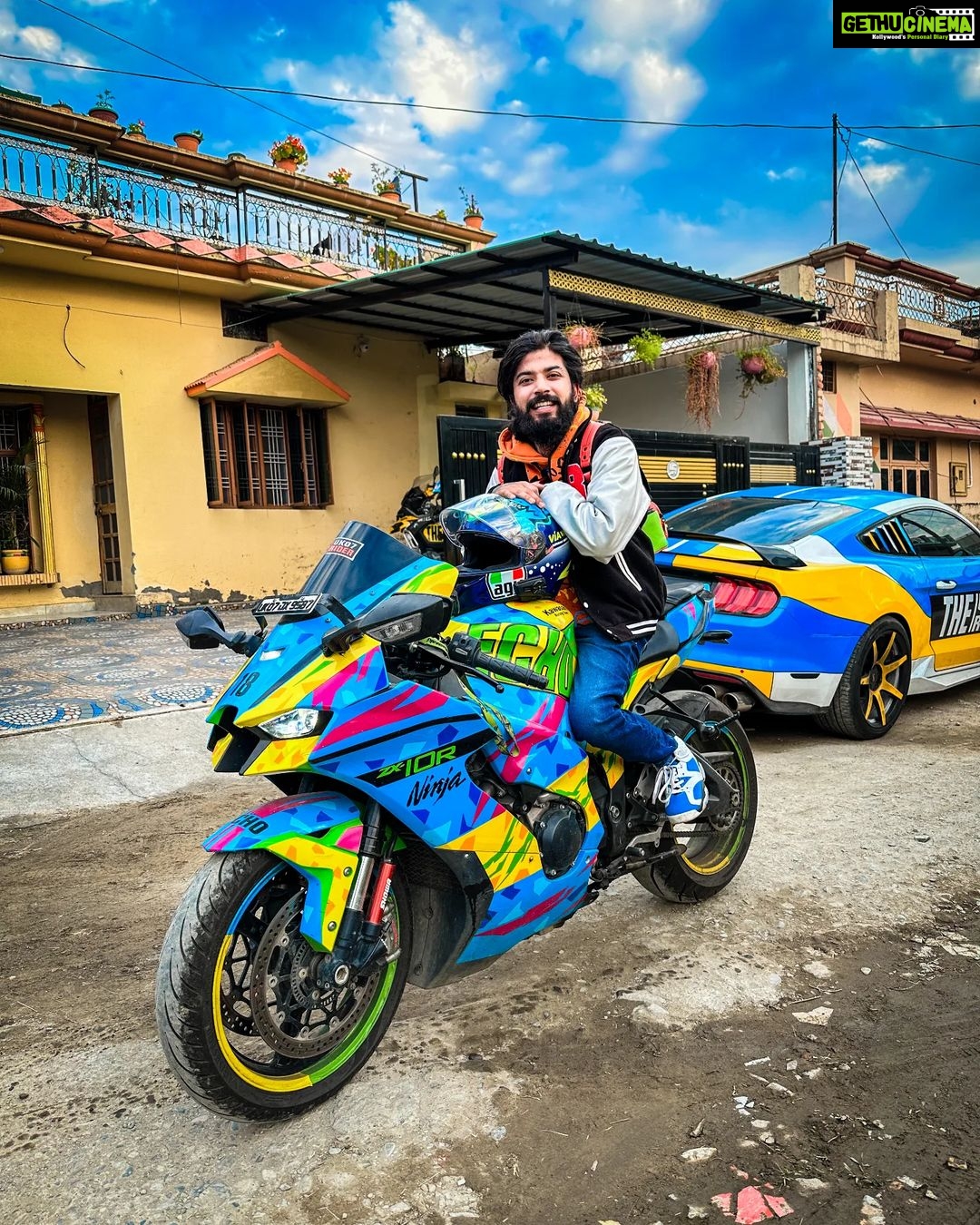 Anurag Dobhal Instagram - Echo Aur Lucy π . . . #theuk07rider #influencer #shotoniphone #superbikes #modified #youtuber #iphone #14promax #echo #reelkarofeelkaro #reelitfeelit #reelsinstagram #newsuperbike #hayabusa #delivery #meetup #bhopal #bmw #bmw1250gsa #gsadventure #gsa #northsikkim #4M #mustanggt #mustang #ford #supercars