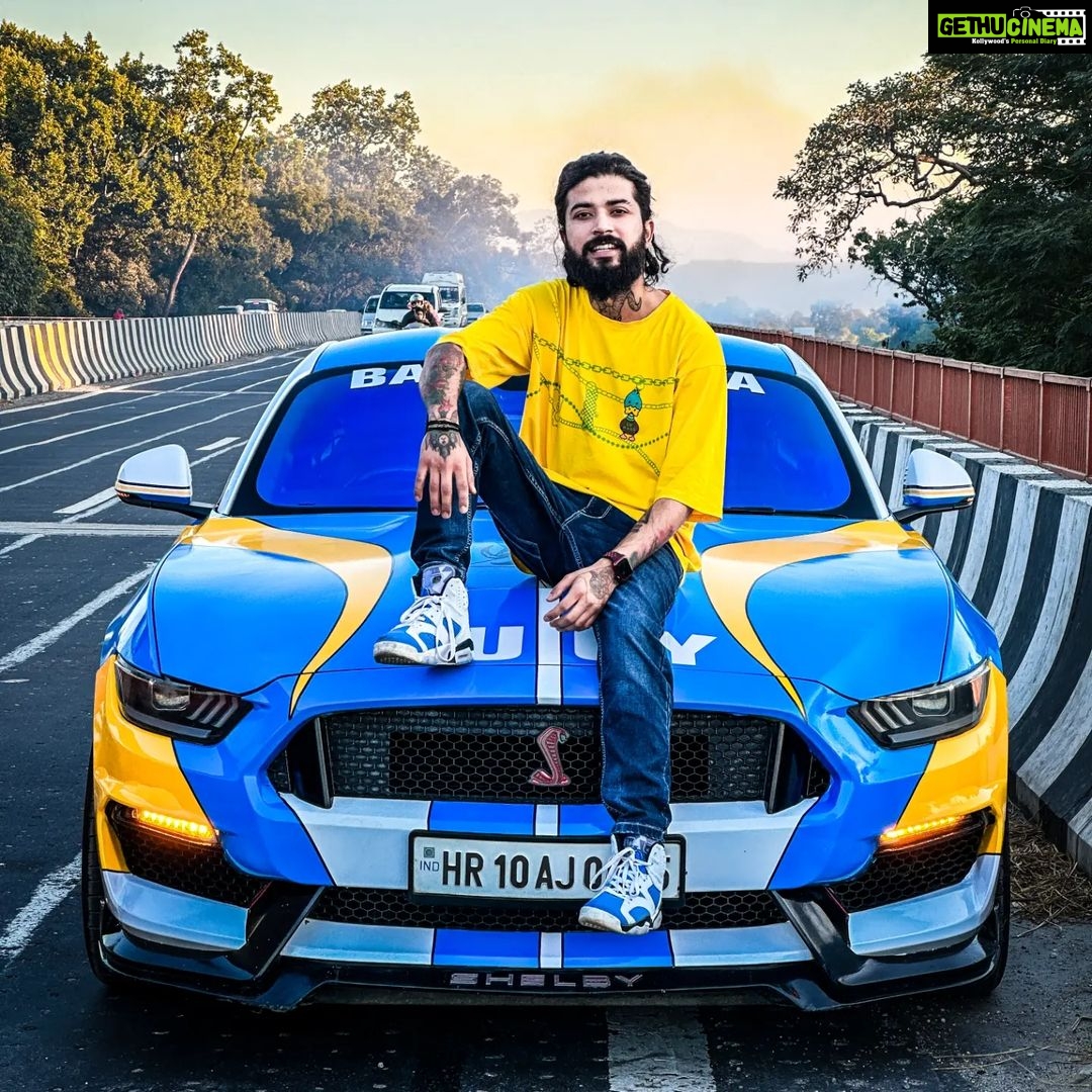 Anurag Dobhal Instagram - Shuru Se Shuru Karta Hu Itihaas Mai ππ . . . #theuk07rider #influencer #shotoniphone #superbikes #modified #youtuber #iphone #14promax #echo #reelkarofeelkaro #reelitfeelit #reelsinstagram #newsuperbike #hayabusa #delivery #meetup #bhopal #bmw #bmw1250gsa #gsadventure #gsa #northsikkim #4M #mustanggt #mustang #ford #supercars