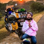 Anurag Dobhal Instagram - From 0 to 4M,❤️ from being nothing to becoming India's Number 1 Motovlogger the journey was tough.🙏 But mere pass app jaisa pariwaar tha jisney har ek samney mere sath diya.💜 Kushi,dukh, problems life ke har ek point pr app log mere sath they. 🙏💖 Ye subscribers shyd koi bhi kama le but jo pariwaar mainey kamaya hai wo sirf app aur hum jantey hai ki hamara rishta kitna majboot hai. 🙏💜 Hath jod ke thank you bolna chahunga itna pyar aur izzat dene ke liyey. 💖 Aaakhir 2022 mai hamari Brosena & Sistersena India Ka sbsey strongest pariwaar ban hi gaya 💜🙏 . . . #theuk07rider #influencer #shotoniphone #superbikes #modified #youtuber #iphone #14promax #echo #reelkarofeelkaro #reelitfeelit #reelsinstagram #newsuperbike #hayabusa #delivery #meetup #bhopal #bmw #bmw1250gsa #gsadventure #gsa #indore #nagpur #odisha #puri #jagannath #hyderabad #northsikkim #4M