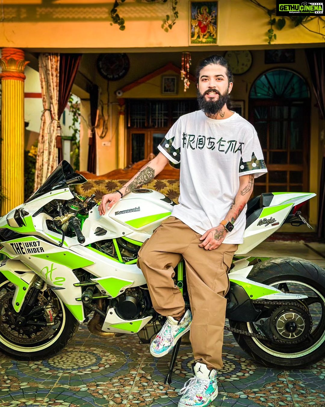 Anurag Dobhal Instagram - 100K Comments And We Will Bring Karma Back Brosena β€π . . . #theuk07rider #influencer #shotoniphone #superbikes #modified #youtuber #iphone #14promax #echo #reelkarofeelkaro #reelitfeelit #reelsinstagram #newsuperbike #hayabusa #delivery #meetup #bhopal #bmw #bmw1250gsa #gsadventure #gsa #northsikkim #4M #bmw #s1000rr #mpro #bmws1000rr #supra #ninjah2 Dehradun, Uttarakhand