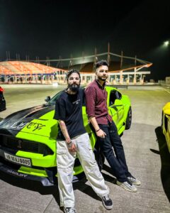 Anurag Dobhal Instagram - And We Won ❤👑 @elvish_yadav
Congratulations mere bhai 🙏 You made us proud zindagi bhar full support rahyega ⭐👑 
#bhaicharaontop ❤
. 
. 
. 
#theuk07rider #influencer #shotoniphone #superbikes
#modified #youtuber #iphone #14promax #echo
#reelkarofeelkaro #reelitfeelit #reelsinstagram
#newsuperbike #hayabusa #delivery #meetup #dubail #bmw
#bmw1250gsa #gsadventure #gsa #uae #4M #bmw #s1000rr #mpro #bmws1000rr #supramk5