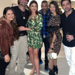 Anushka Ranjan Instagram - Happy Shiny People✨🫶 I tried my best to click as many pictures as possible but could only manage so many 🥳 Love to the ones who aren’t in these but took out the time to celebrate with me🥰 @akansharanjankapoor @adityaseal @_vaanikapoor_ @anuranjan1010 @doll_daks @archana_mayekar @natsm27 @farahkaranjia @rainajain3 @amansingh.sabharwal @shreysampat @abeermeherish21 @anitakumar_1 @ishaan_varma1 @eteepodar @karishmaktanna @varun_bangera @anushasdandekar @bhumipednekar @muizzkhan @varunbajaj_ @suved @kenghosh19 @mesunnysingh @castingchhabra @jaiswalpragya