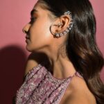 Anushka Sen Instagram - all the feels✨ . Outfit @panihari_mumbai Jewellery @miranabymegha Styled by @stylingbyvictor @sohail__mughal___ Assisted by @styleby_antara @janvijain123 Makeup @makeupbysalonij Hair @hairbyradhika 📸 @miteshsphotography