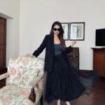 Anushka Sen Instagram - 🪄🖤