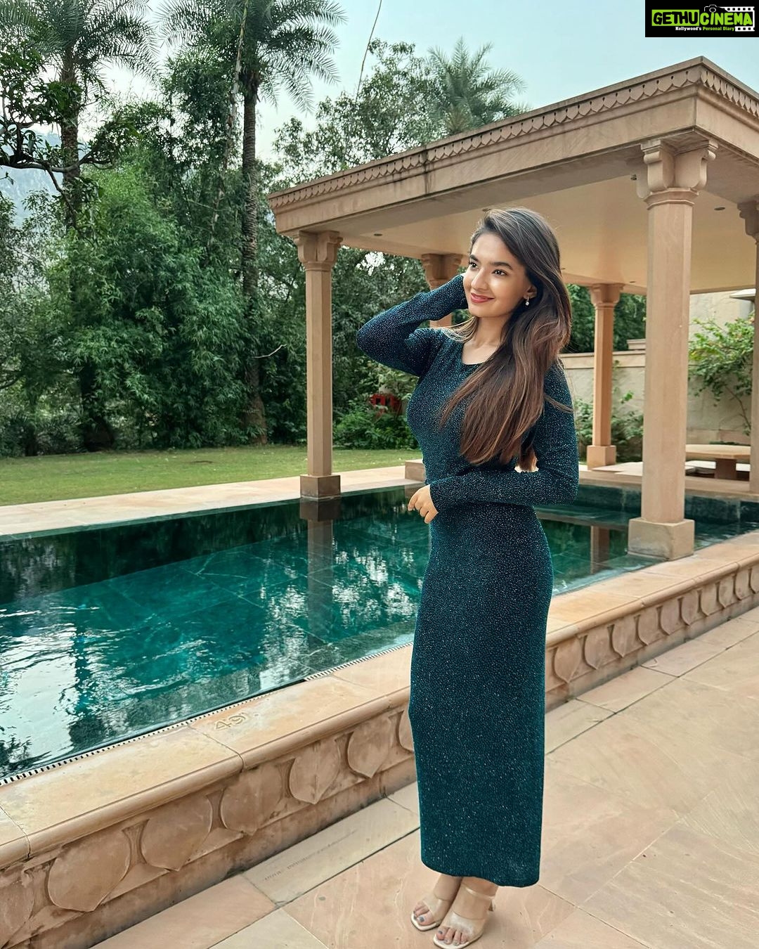 Anushka Sen Instagram - Jaipur 🪽💜👻 Jaipur, Rajasthan