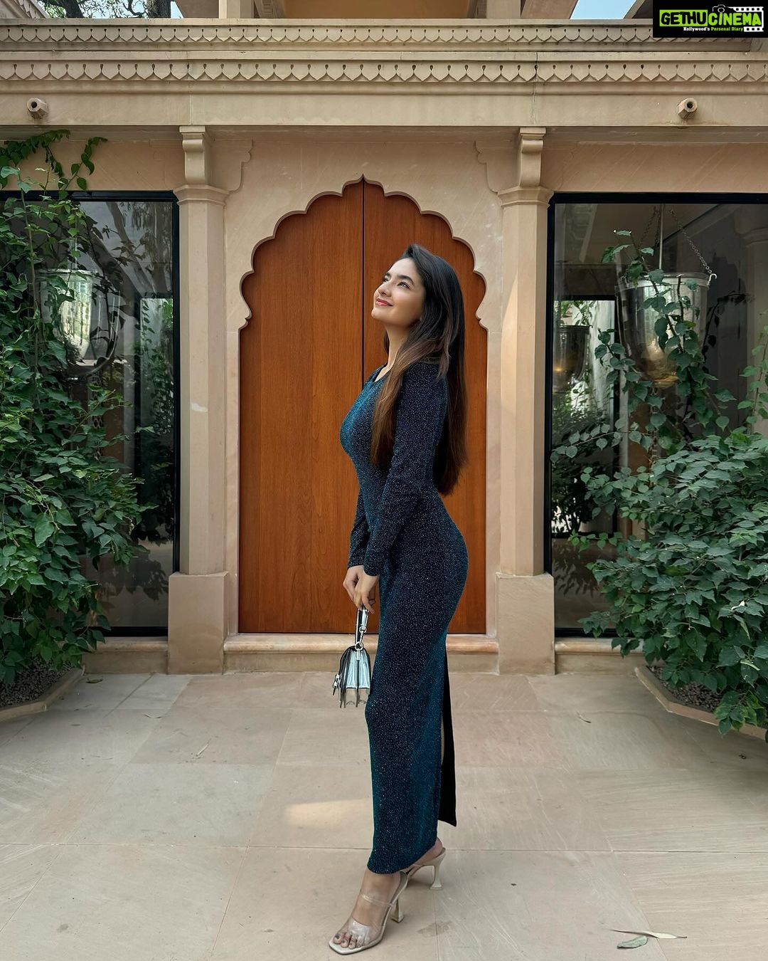 Anushka Sen Instagram - Jaipur 🪽💜👻 Jaipur, Rajasthan