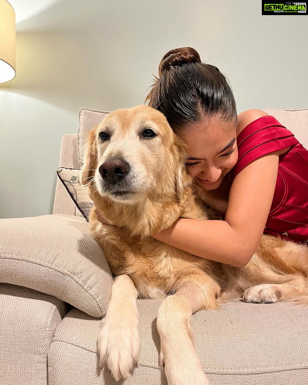 Anushka Sen Instagram - cuddles with my cutie πΆβ¨ππ₯°