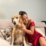 Anushka Sen Instagram - cuddles with my cutie 🐶✨💜🥰
