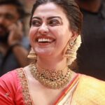 Anusree Instagram – Candid time!!!

MaH @pinkyvisal 
Outfit @iha_designs 
Click @sreeraj_capture 
Blouse design @sabarinathk_ 
Perfect stitching @vasudevan.arun 
Accessories @varuthri_findings