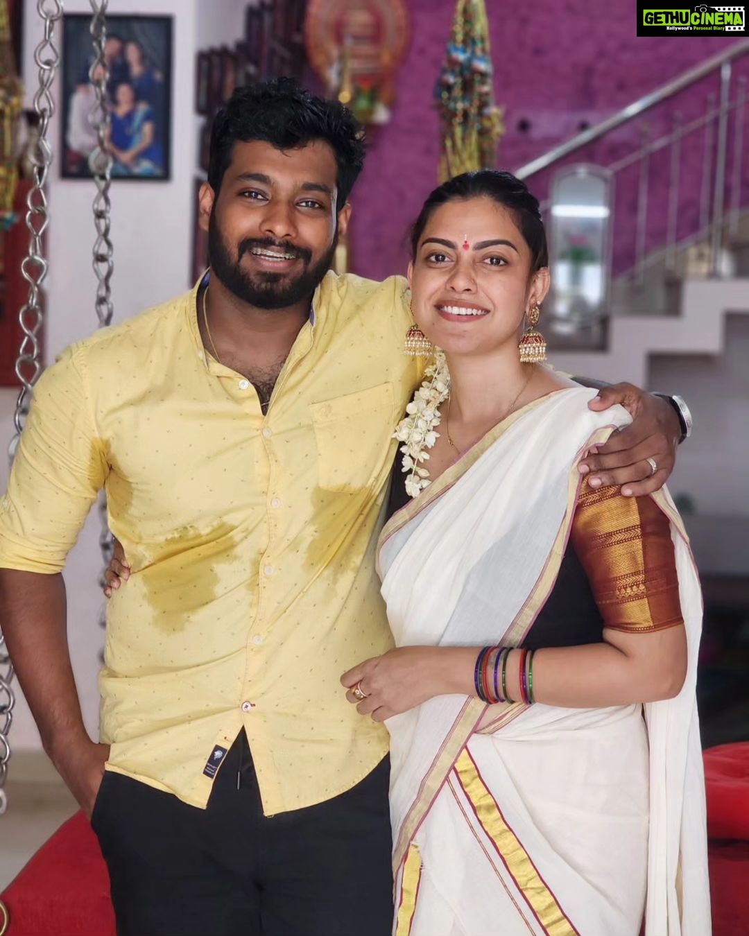 Anusree Instagram - Happy Vijayadashami to all..ππ It also Happens to be My Birthday .πππ.. Thanku for all the birthday wishes.. It always makes me feel special and humbled !π₯°π₯° Special thanks to my gang that landed in my house only for this day and made it a memorable one...I know you will always be there for me..β€οΈ @mahesh_bhai @anoobmurali_luv @athiraanoob_luv @ananthanarayanan_luv @juliekutty_myluv @sajithandsujith @shantikrishna @sabarinathk_ @nidhinmaniyan @ajingsam @pradeep_kalipurayath @saneesh.raj.39 @ajingsam @sujil.ps_ Missing you guys @pinkyvisal @gibinck @archanas434 @vidyasujil @s_r_ee_kutty_ β€οΈ Kamukumchery