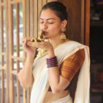 Anusree Instagram - Happy Vijayadashami to all..🙏🙏 It also Happens to be My Birthday .🎂🎉🎂.. Thanku for all the birthday wishes.. It always makes me feel special and humbled !🥰🥰 Special thanks to my gang that landed in my house only for this day and made it a memorable one...I know you will always be there for me..❤️ @mahesh_bhai @anoobmurali_luv @athiraanoob_luv @ananthanarayanan_luv @juliekutty_myluv @sajithandsujith @shantikrishna @sabarinathk_ @nidhinmaniyan @ajingsam @pradeep_kalipurayath @saneesh.raj.39 @ajingsam @sujil.ps_ Missing you guys @pinkyvisal @gibinck @archanas434 @vidyasujil @s_r_ee_kutty_ ❤️ Kamukumchery